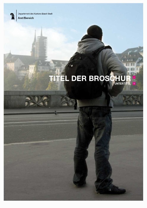 Beispiel einer Titelseite einer Broschüre. Darauf ist ein Mann mit Rucksack von hinten abgebildet. Oben links befindet sich ein generisches Logo des Kantons Basel-Stadt sowie ein generischer Titel horizontal quer über das Titelbild.